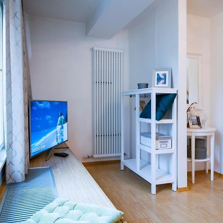 Modern Apartment Charvatova プラハ エクステリア 写真