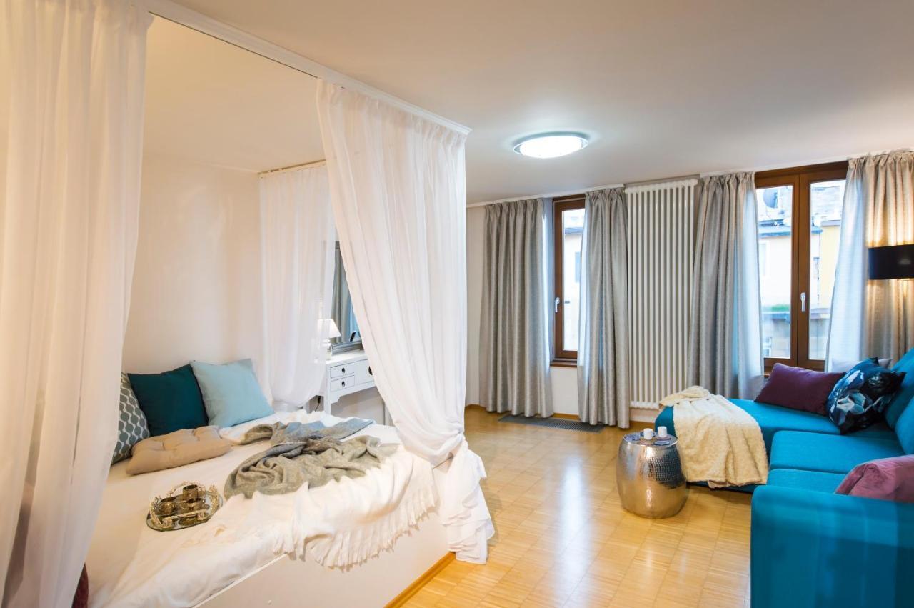 Modern Apartment Charvatova プラハ エクステリア 写真