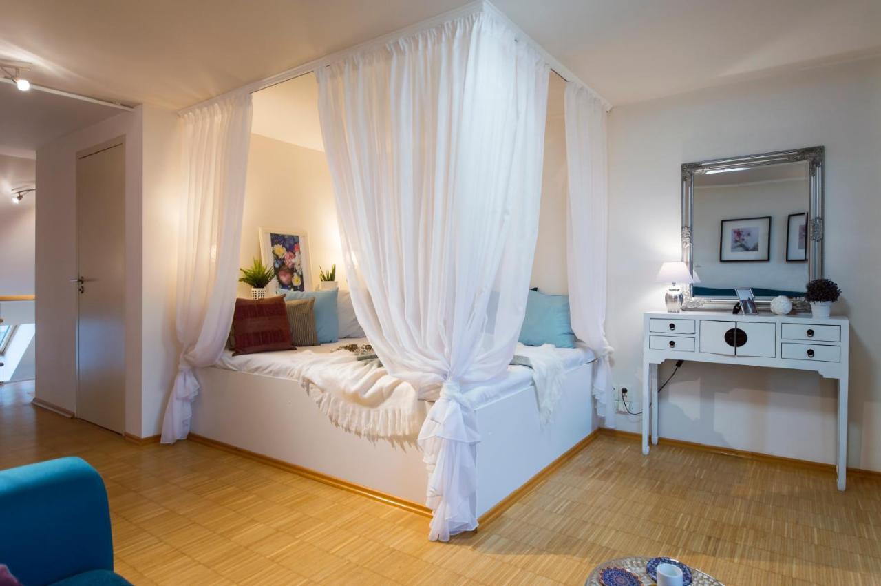 Modern Apartment Charvatova プラハ エクステリア 写真