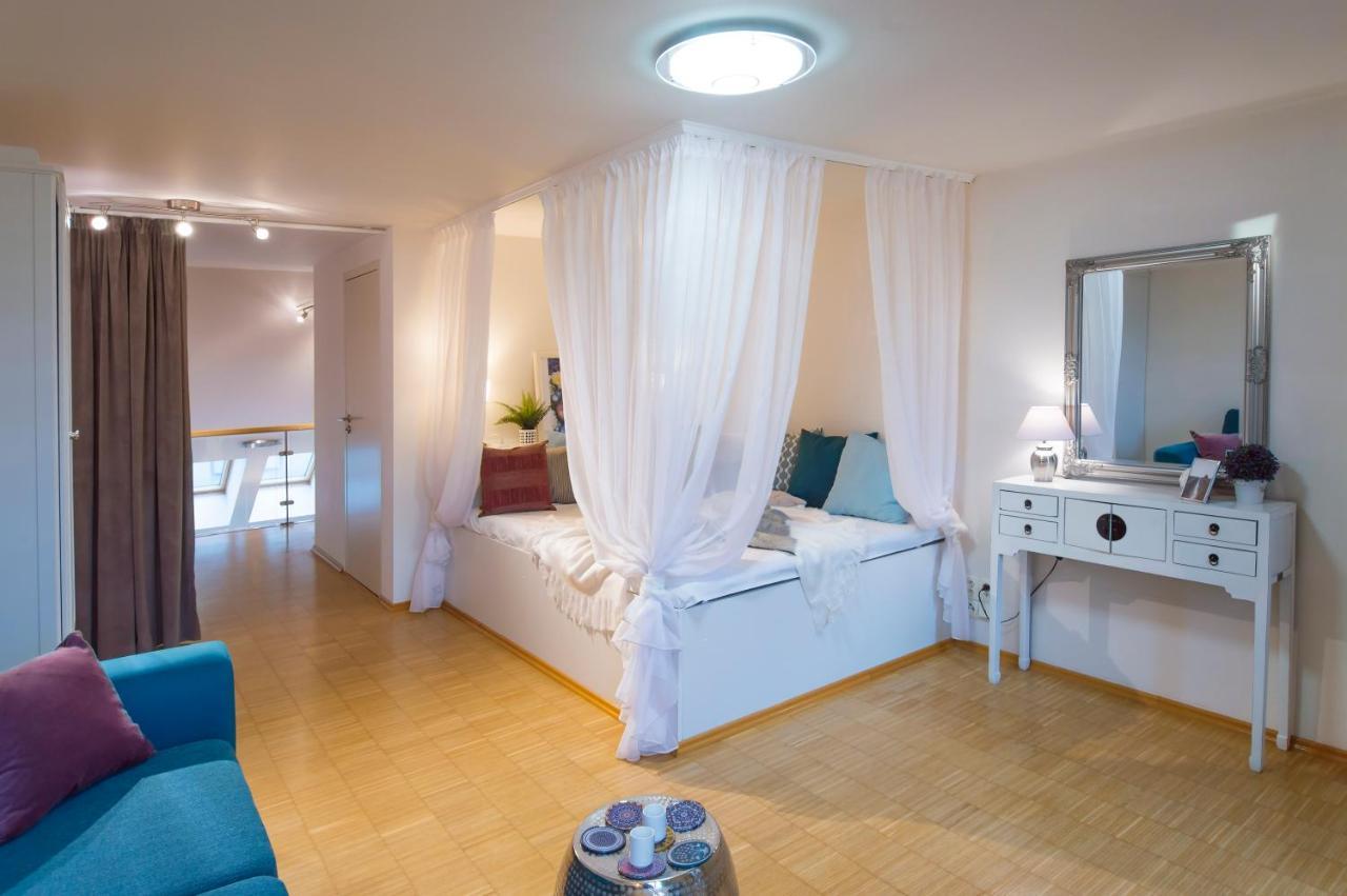 Modern Apartment Charvatova プラハ エクステリア 写真