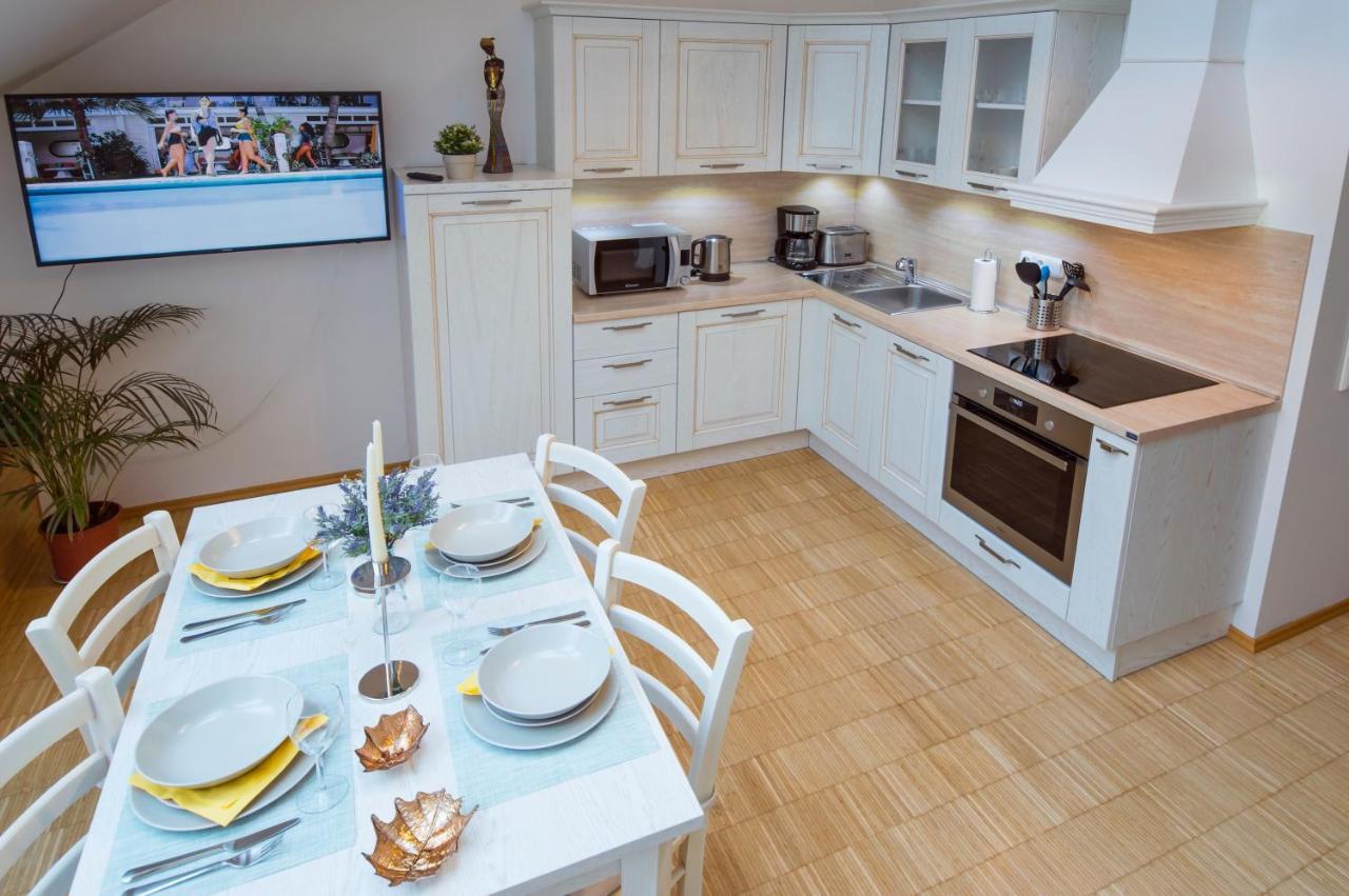 Modern Apartment Charvatova プラハ エクステリア 写真