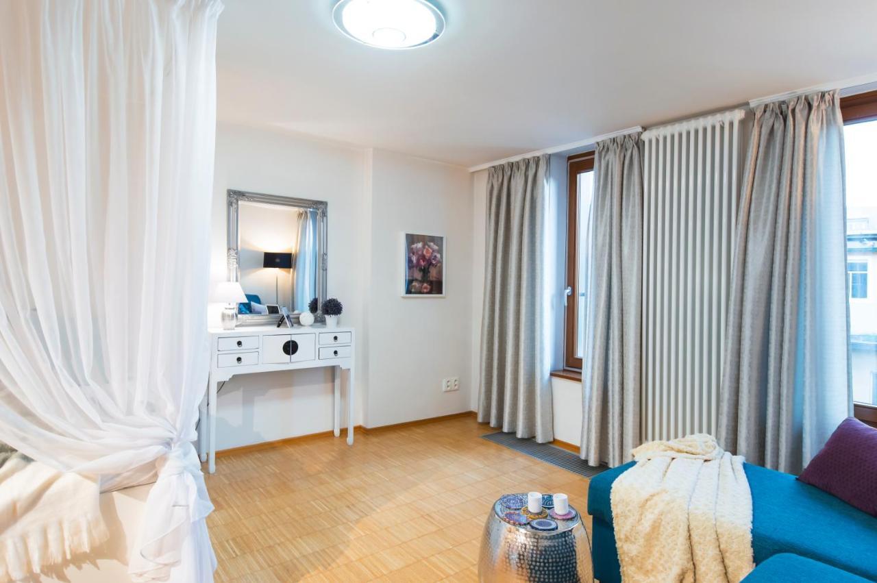 Modern Apartment Charvatova プラハ エクステリア 写真