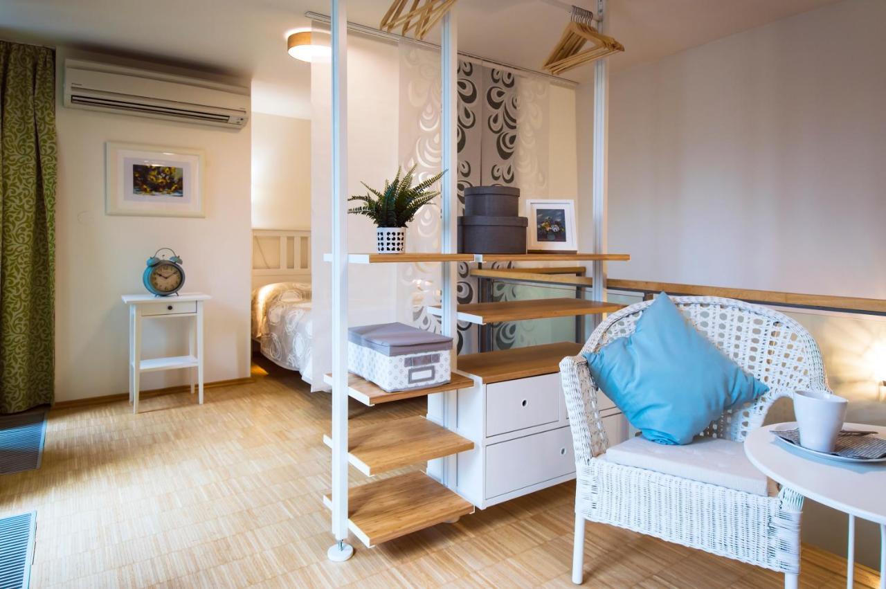 Modern Apartment Charvatova プラハ エクステリア 写真