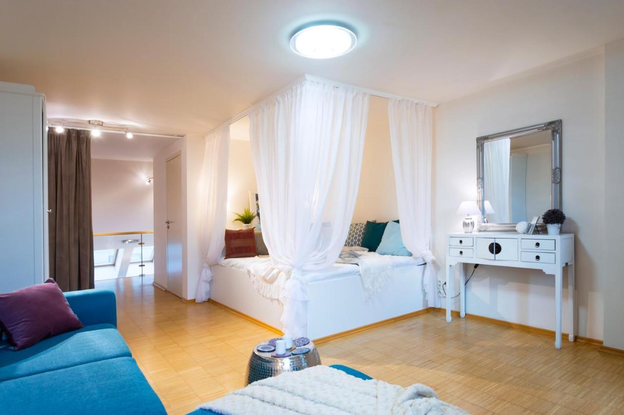 Modern Apartment Charvatova プラハ エクステリア 写真